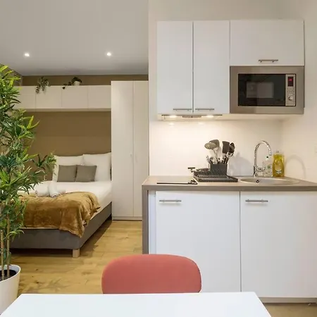 Typical Parisian Studio In Le Marais#4 Pers Exterior photo